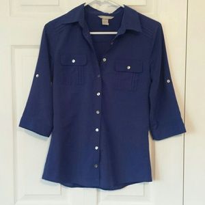 H&M button up blouse with pockets